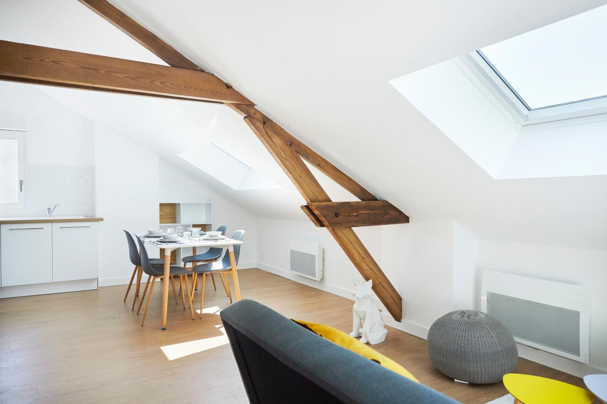 Appartement Minuit A Paris - Wifi Fibre/Linge/Parking à Châteaubriant Extérieur photo